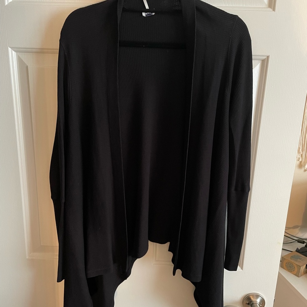 Splendid black cardigan